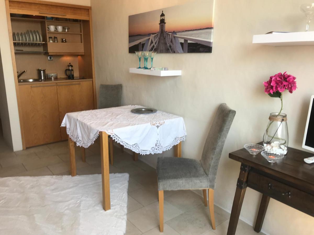 טאלין Cozy Oldtown Studio With Magnific City View מראה חיצוני תמונה